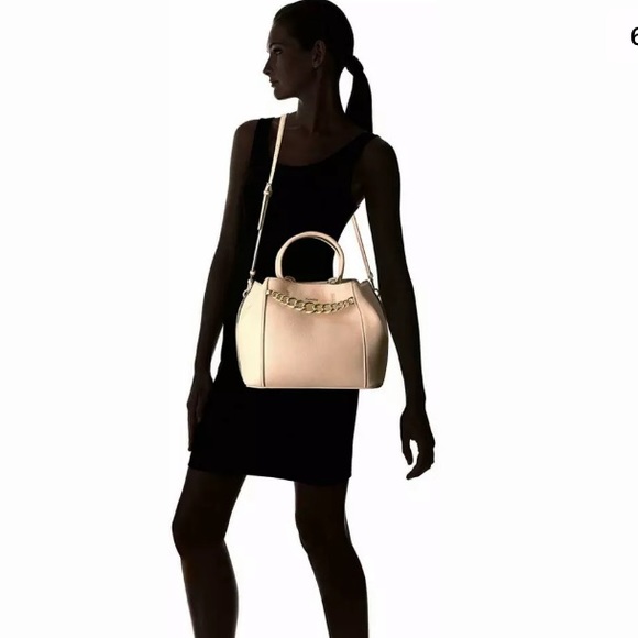 Calvin Klein Key Item Pebble Satchel